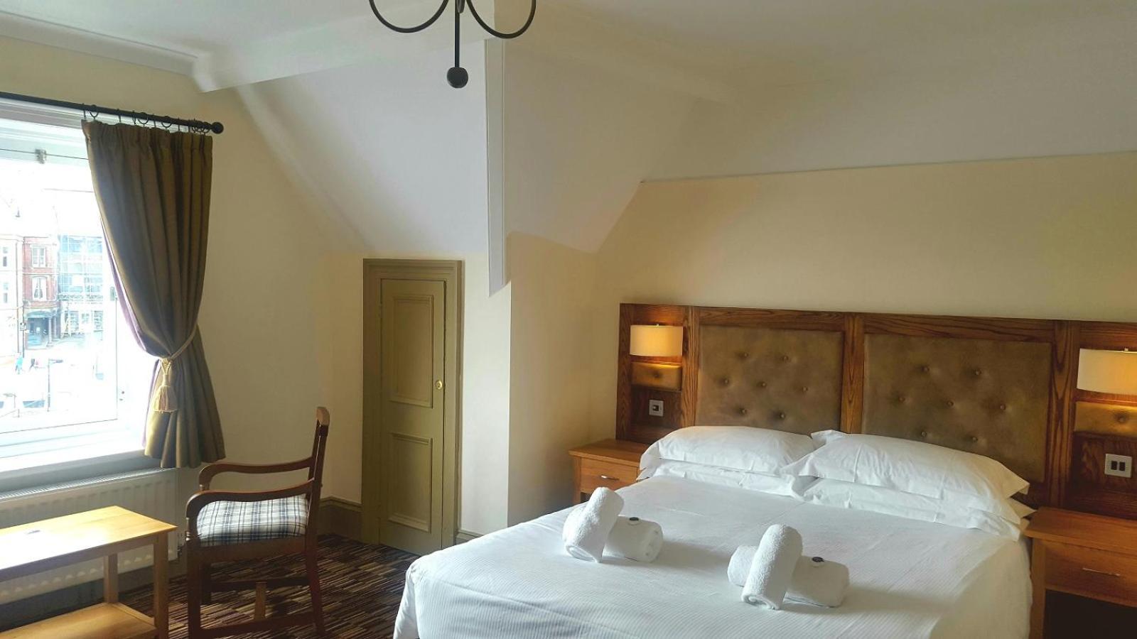 The Dolphin Hotel Whitby Bagian luar foto